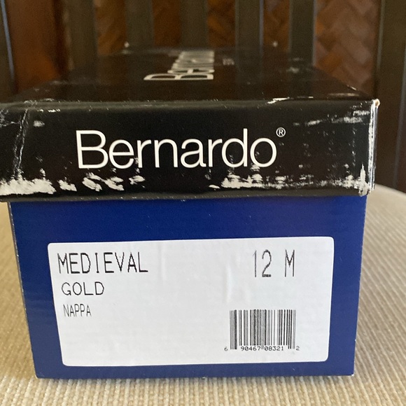 BERNARDO - ***RARE***Medieval Nappa Gold 12M NWT - Picture 9 of 9